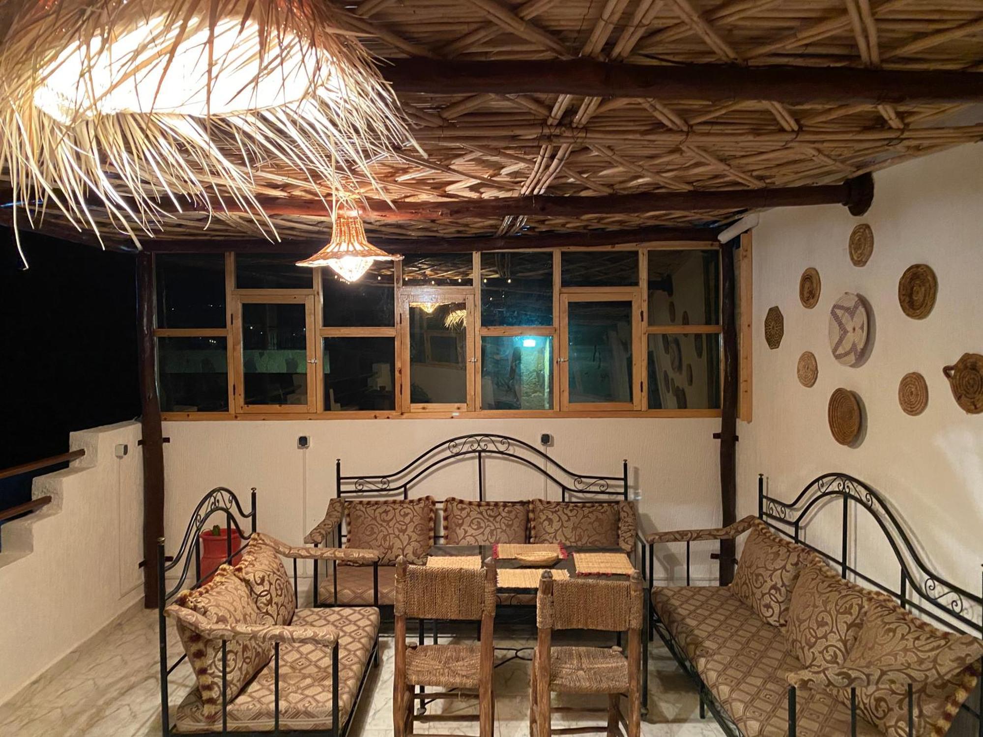 Red Carpet Surf Camp Sea, Mountain & Garden Escape Hotel Tamraght ภายนอก รูปภาพ