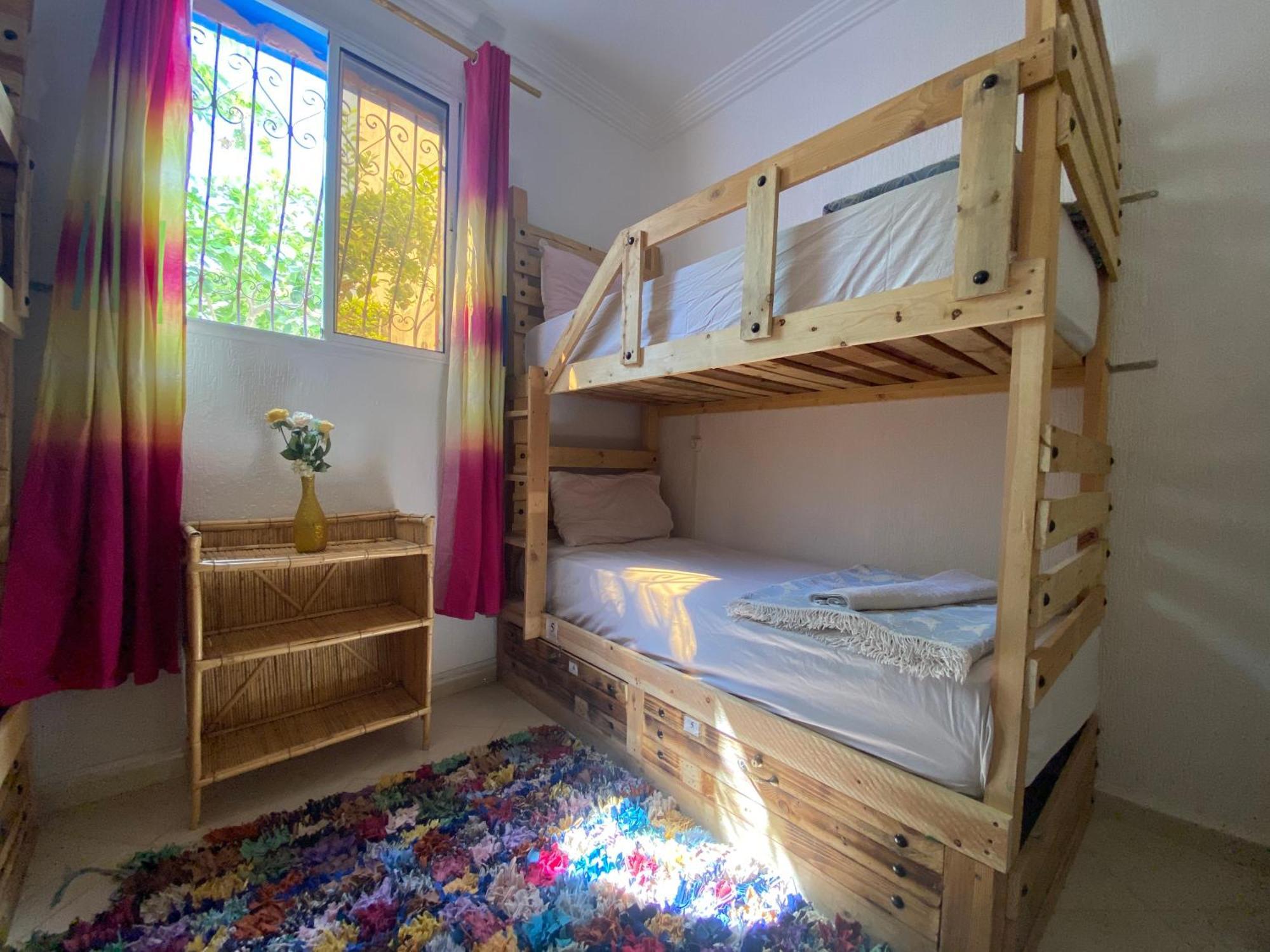 Red Carpet Surf Camp Sea, Mountain & Garden Escape Hotel Tamraght ภายนอก รูปภาพ